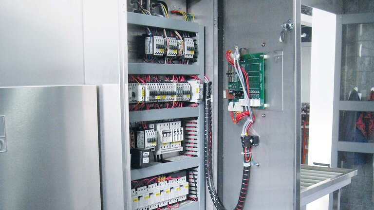 control cabinet K 200 M / K 260 M open